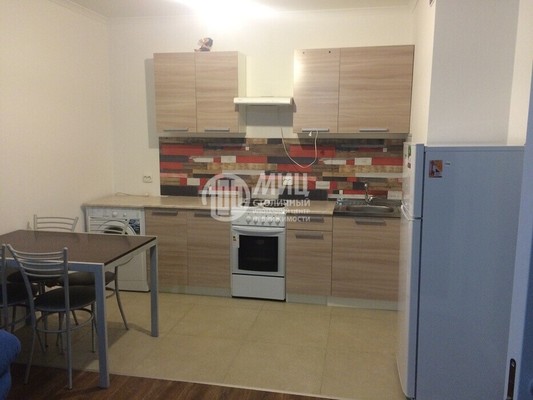 Продам двухкомнатную (2-комн.) квартиру, Варшавское ш, 141к10, Москва г