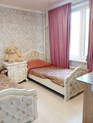 Продам трехкомнатную (3-комн.) квартиру, 11, Коммунарка п