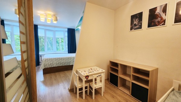 Продам однокомнатную (1-комн.) квартиру, Железноводская ул, 40к1, Санкт-Петербург г