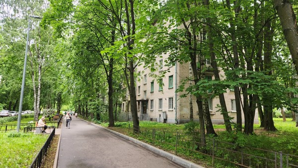Продам однокомнатную (1-комн.) квартиру, Железноводская ул, 40к1, Санкт-Петербург г