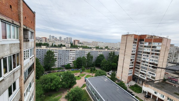 Продам двухкомнатную (2-комн.) квартиру, Просвещения пр-кт, 27, Санкт-Петербург г