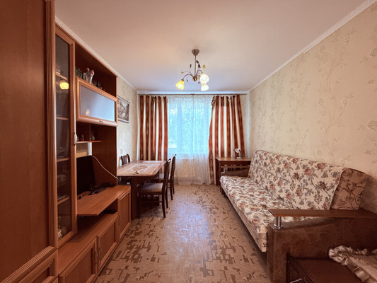 Продам 2-комн. в 4-комн. квартире, Будапештская ул, 8А, Санкт-Петербург г