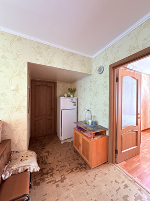 Продам 2-комн. в 4-комн. квартире, Будапештская ул, 8А, Санкт-Петербург г