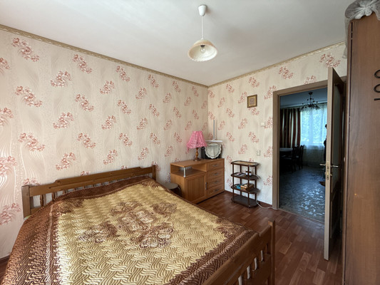 Продам 2-комн. в 4-комн. квартире, Будапештская ул, 8А, Санкт-Петербург г
