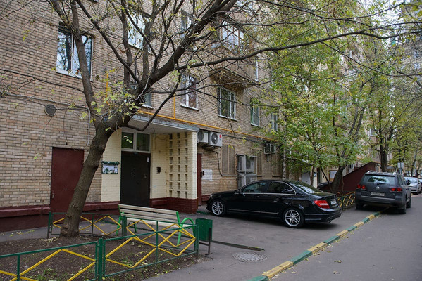 Продам однокомнатную (1-комн.) квартиру, Бережковская наб, 8, Москва г