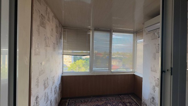 Продам двухкомнатную (2-комн.) квартиру, Советский пер, 13, Комсомольское пгт