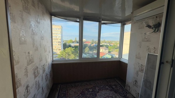 Продам двухкомнатную (2-комн.) квартиру, Советский пер, 13, Комсомольское пгт
