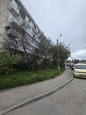 Продам двухкомнатную (2-комн.) квартиру, Советский пер, 13, Комсомольское пгт