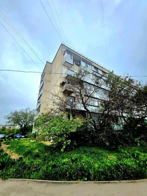 Продам двухкомнатную (2-комн.) квартиру, Советский пер, 13, Комсомольское пгт