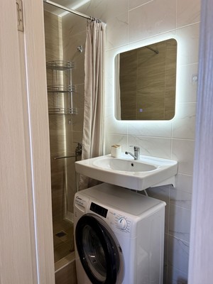Продам однокомнатную (1-комн.) квартиру, Амирхана Еники ул, 10, Казань г
