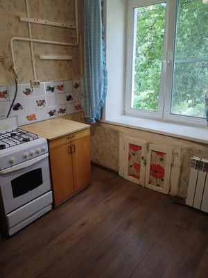 Продам однокомнатную (1-комн.) квартиру, Северная ул, 5, Алексин г