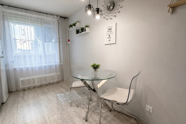 Продам однокомнатную (1-комн.) квартиру, Загородное ш, 5к3, Москва г