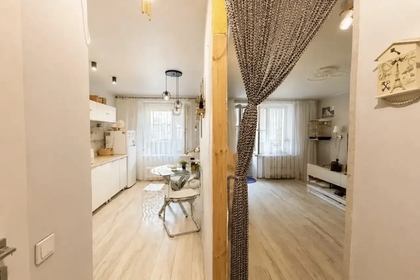 Продам однокомнатную (1-комн.) квартиру, Загородное ш, 5к3, Москва г