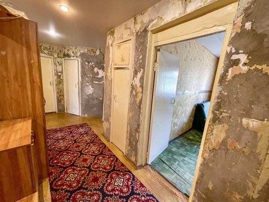 Продам двухкомнатную (2-комн.) квартиру, 2-й Микрорайон ул, 4, Эльбан рп
