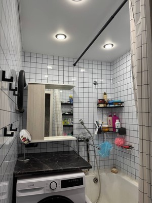 Продам двухкомнатную (2-комн.) квартиру, Рогова ул, 5, Москва г