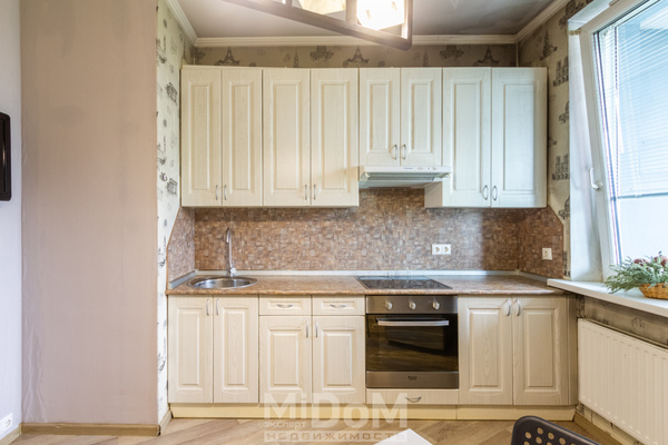 Продам однокомнатную (1-комн.) квартиру, Маршала Жукова пр-кт, 48к1, Санкт-Петербург г
