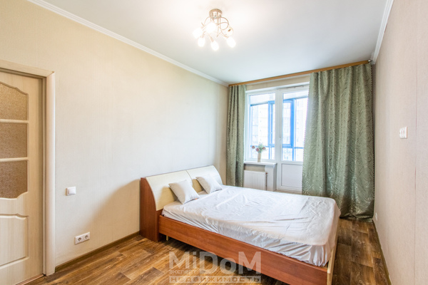 Продам однокомнатную (1-комн.) квартиру, Маршала Жукова пр-кт, 48к1, Санкт-Петербург г