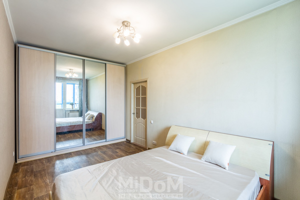 Продам однокомнатную (1-комн.) квартиру, Маршала Жукова пр-кт, 48к1, Санкт-Петербург г