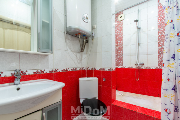 Продам однокомнатную (1-комн.) квартиру, Маршала Жукова пр-кт, 48к1, Санкт-Петербург г