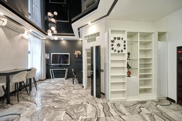 Продам однокомнатную (1-комн.) квартиру, Дмитровка Б. ул, 7/5, Москва г
