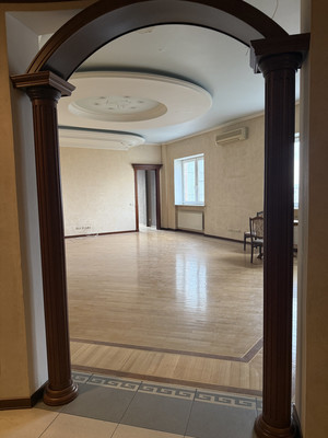 Продам многокомнатную квартиру, Ломоносовский пр-кт, 7к5, Москва г
