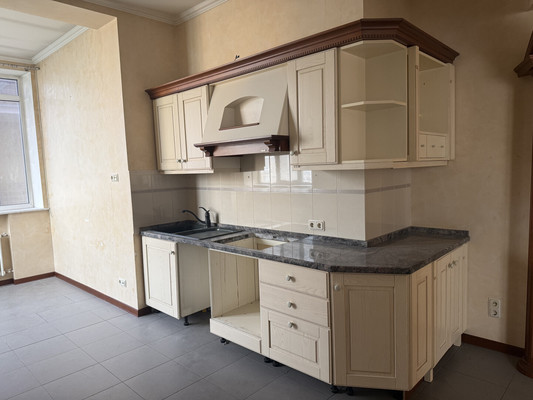 Продам многокомнатную квартиру, Ломоносовский пр-кт, 7к5, Москва г