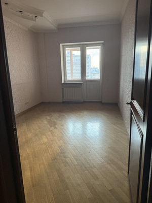 Продам многокомнатную квартиру, Ломоносовский пр-кт, 7к5, Москва г