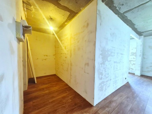 Продам однокомнатную (1-комн.) квартиру, Воронцовский б-р, 19к1, Мурино п
