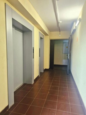 Продам однокомнатную (1-комн.) квартиру, Воронцовский б-р, 19к1, Мурино п