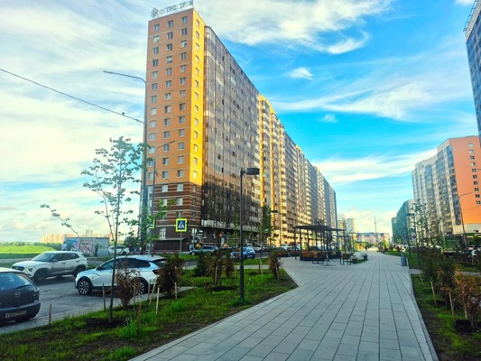 Продам однокомнатную (1-комн.) квартиру, Воронцовский б-р, 19к1, Мурино п