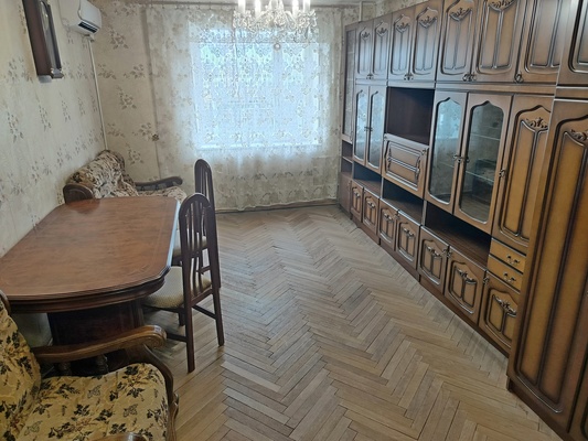 Сдам однокомнатную (1-комн.) квартиру, Тихвинская ул, 17к1, Москва г