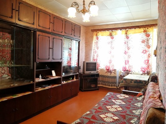 Продам двухкомнатную (2-комн.) квартиру, Советская ул, 17, Купанское с