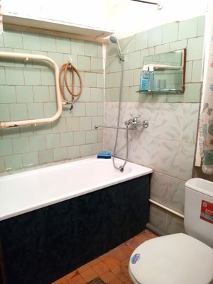 Продам двухкомнатную (2-комн.) квартиру, Советская ул, 17, Купанское с