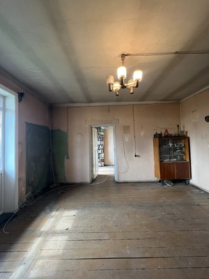 Продам трехкомнатную (3-комн.) квартиру, Мира пр-кт, 99, Южно-Сахалинск г