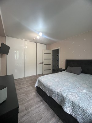 Продам трехкомнатную (3-комн.) квартиру, Анивская ул, 112к5, Южно-Сахалинск г
