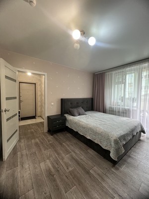 Продам трехкомнатную (3-комн.) квартиру, Анивская ул, 112к5, Южно-Сахалинск г