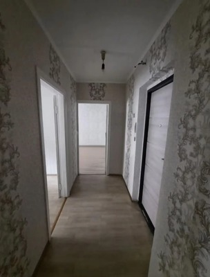 Продам двухкомнатную (2-комн.) квартиру, Заводская ул, 19, Углегорск г