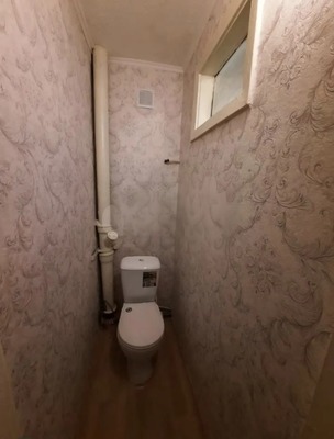 Продам двухкомнатную (2-комн.) квартиру, Заводская ул, 19, Углегорск г