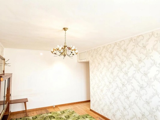 Продам двухкомнатную (2-комн.) квартиру, Им Антона Павловича Чехова сквер, 172А, Южно-Сахалинск г