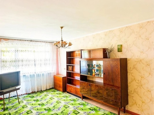 Продам двухкомнатную (2-комн.) квартиру, Им Антона Павловича Чехова сквер, 172А, Южно-Сахалинск г