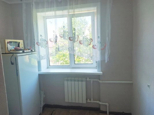 Продам двухкомнатную (2-комн.) квартиру, Им Антона Павловича Чехова сквер, 172А, Южно-Сахалинск г