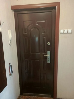 Продам двухкомнатную (2-комн.) квартиру, Им Антона Павловича Чехова сквер, 172А, Южно-Сахалинск г
