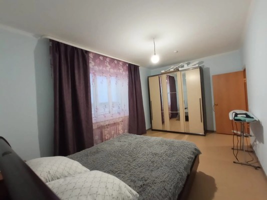 Продам двухкомнатную (2-комн.) квартиру, 3 Микрорайон ул, 24А, Смирных пгт