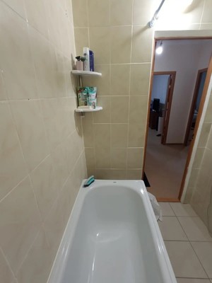 Продам двухкомнатную (2-комн.) квартиру, 3 Микрорайон ул, 24А, Смирных пгт