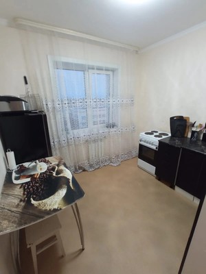 Продам двухкомнатную (2-комн.) квартиру, 3 Микрорайон ул, 24А, Смирных пгт