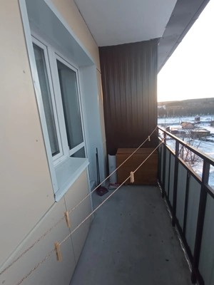 Продам двухкомнатную (2-комн.) квартиру, 3 Микрорайон ул, 24А, Смирных пгт
