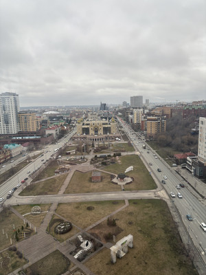 Продам многокомнатную квартиру, Петербургская ул, 65а, Казань г
