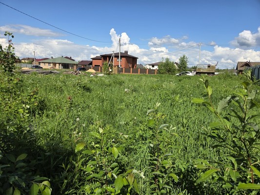 Продам участок 8,5 соток, ИЖС, Фиолетовая ул, 21, Загуры д, 0 км от города