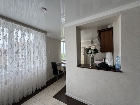 Продам трехкомнатную (3-комн.) квартиру, Кулиева пр-кт, 2кБ, Нальчик г