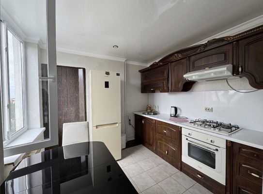 Продам трехкомнатную (3-комн.) квартиру, Кулиева пр-кт, 2кБ, Нальчик г